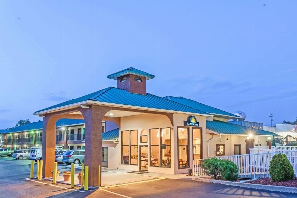 Days Inn by Wyndham Jackson Main image